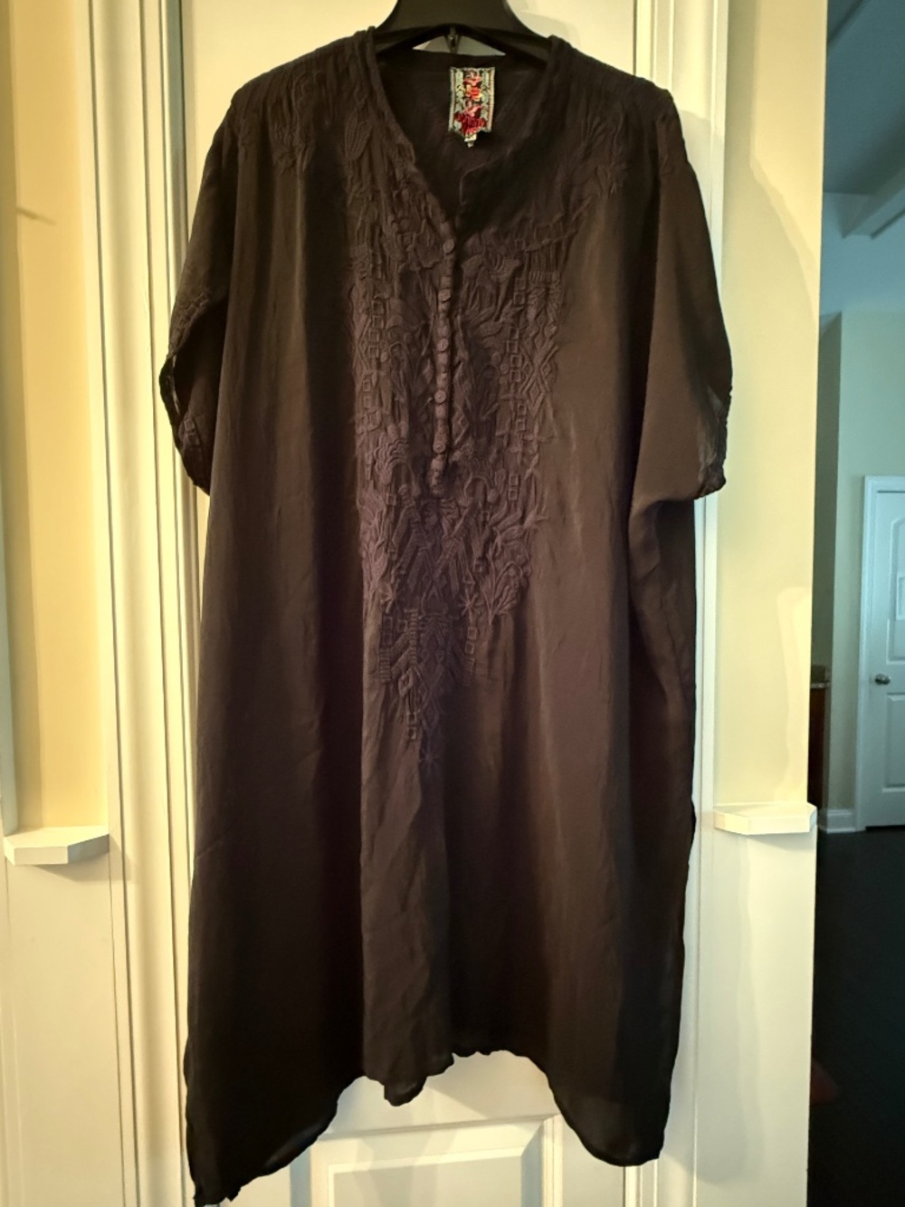 Johnny Was Women's Black embroidered Tunic Top Size 3X
